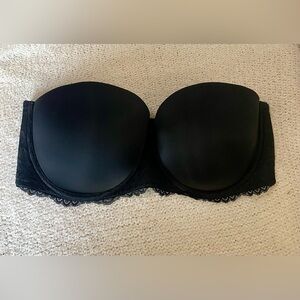 NWOT Torrid Curve Strapless‎ Lace Bra in Black - 40DDD